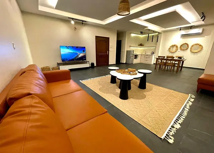 Fun Beach Durrat Alarous -فن بيتش درة العروس